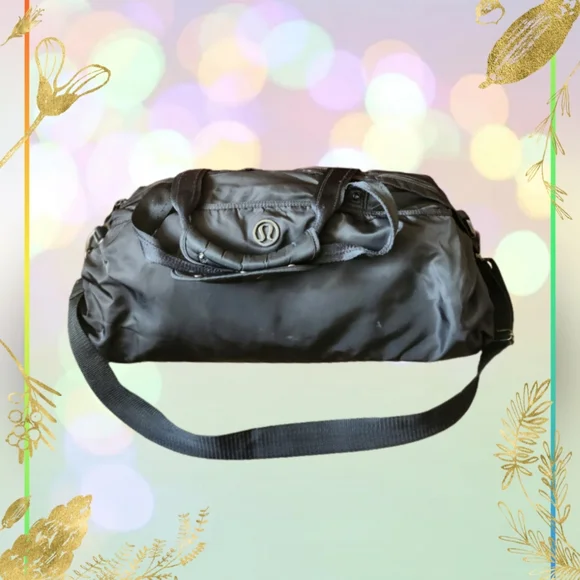LULULEMON ATHLETICA BLACK NYLON DUFFEL BAG